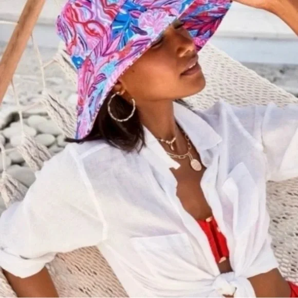 Ruby Red Wild Times Pink Red Blue Sun Hat One Size. Worn once. - Picture 3 of 5